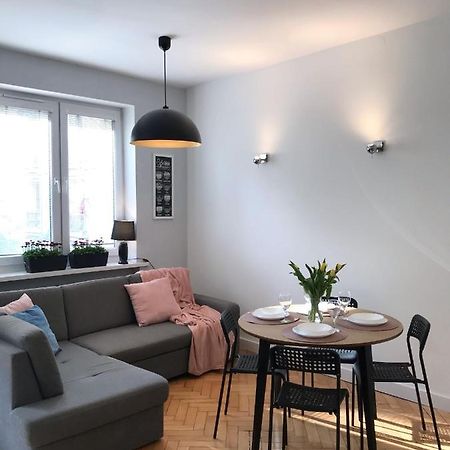 Klimatyczny Apartament pod Ratuszem -ul. Śląska 2 Częstochowa Zewnętrze zdjęcie