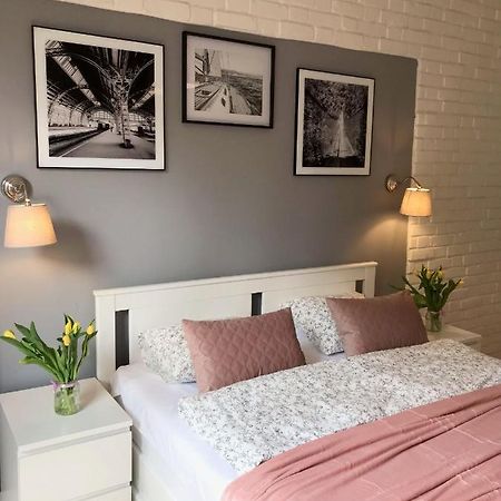 Klimatyczny Apartament pod Ratuszem -ul. Śląska 2 Częstochowa Zewnętrze zdjęcie