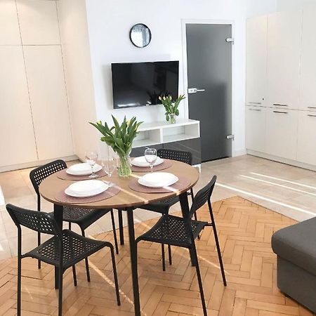 Klimatyczny Apartament pod Ratuszem -ul. Śląska 2 Częstochowa Zewnętrze zdjęcie