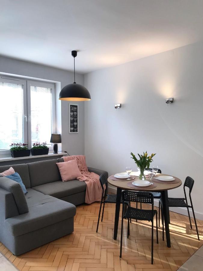 Klimatyczny Apartament pod Ratuszem -ul. Śląska 2 Częstochowa Zewnętrze zdjęcie