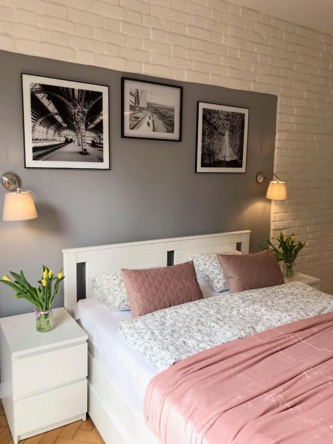Klimatyczny Apartament pod Ratuszem -ul. Śląska 2 Częstochowa Zewnętrze zdjęcie